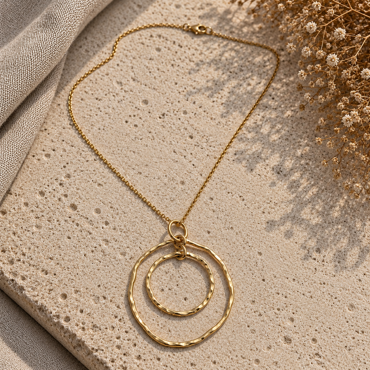 Brisa Halo Necklace
