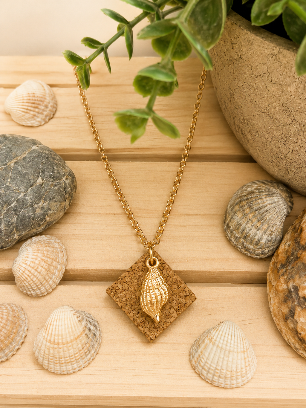 Buzio Necklace